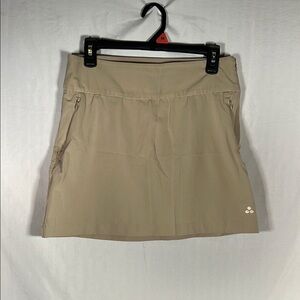 Khaki women’s golf skort mid rise